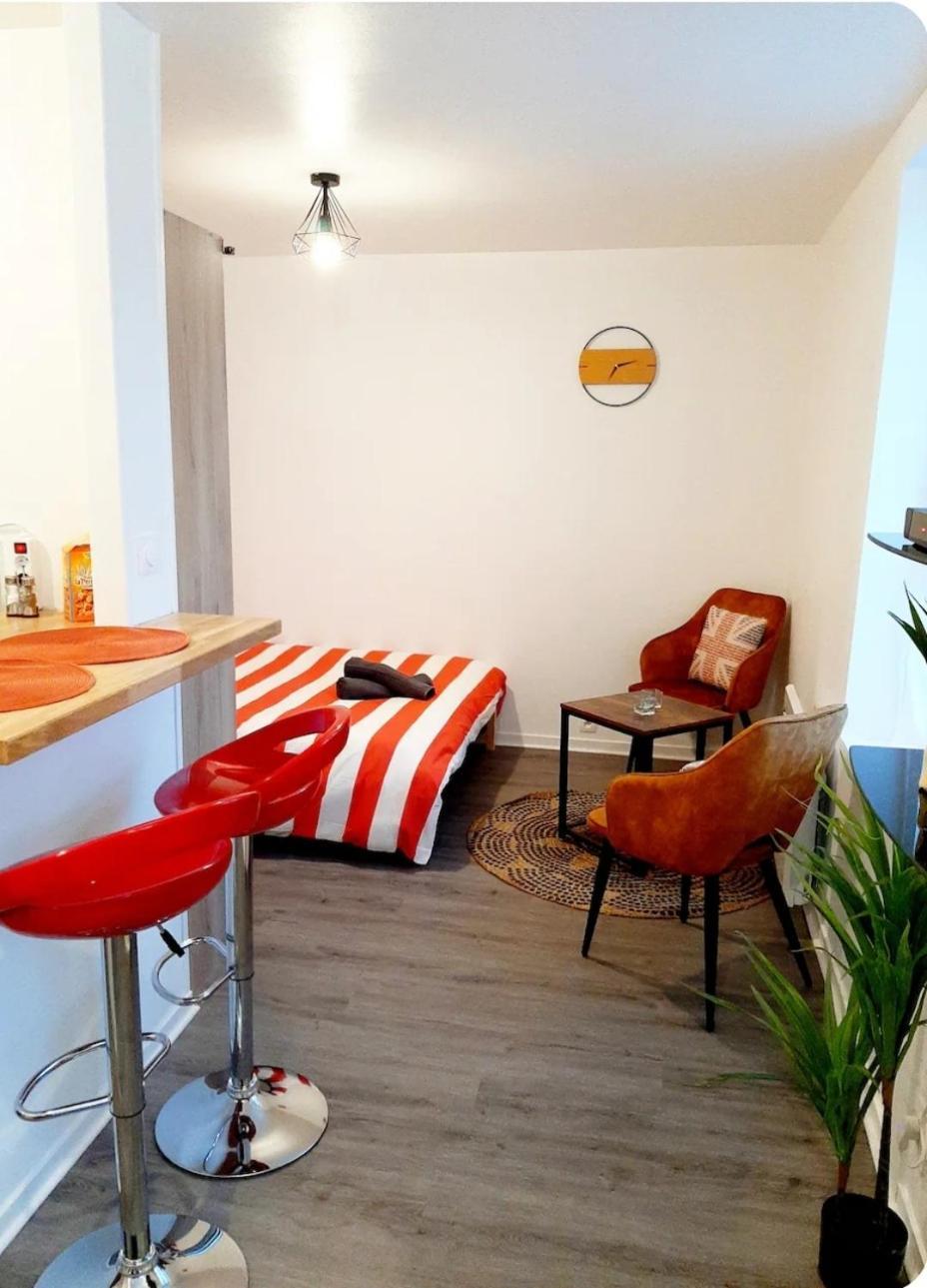 Le Petit Cocon Bleu Apartment Flers  Bagian luar foto